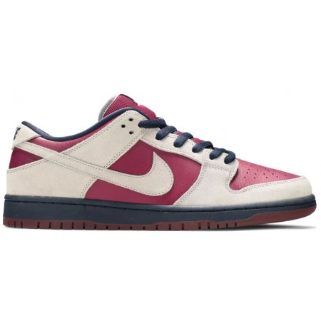 Dunk Low SB 'True Berry'