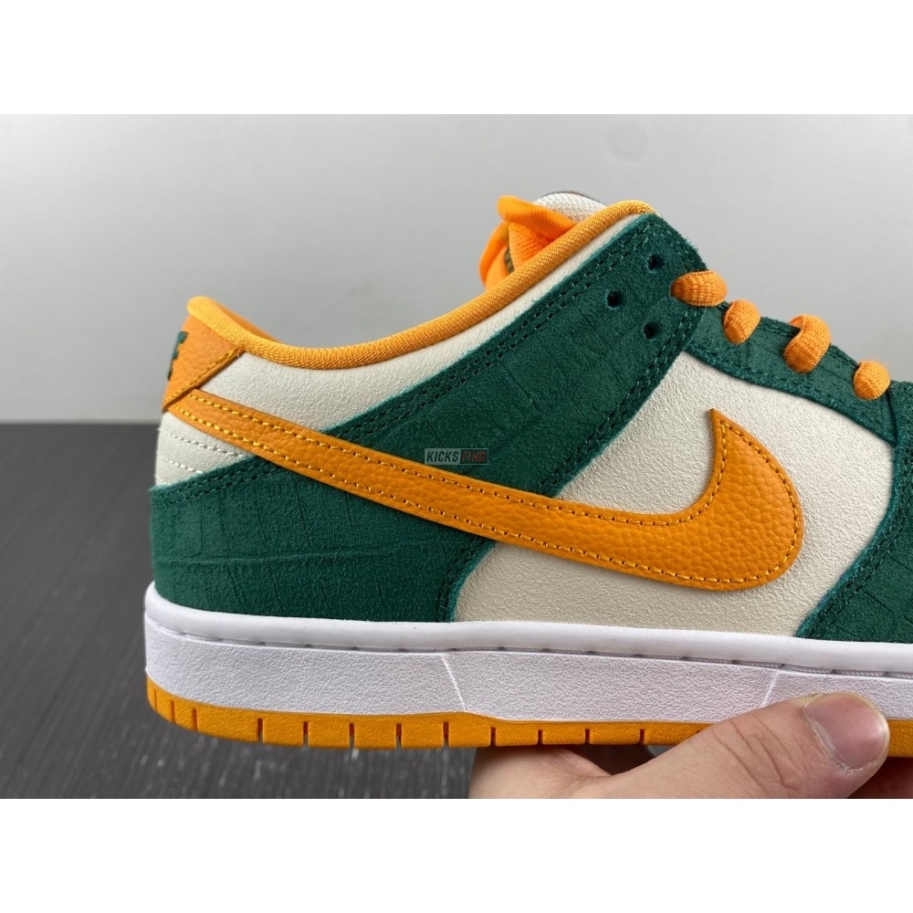 Dunk Low Pro SB 