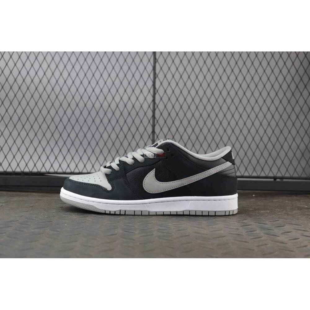 Dunk Low SB 