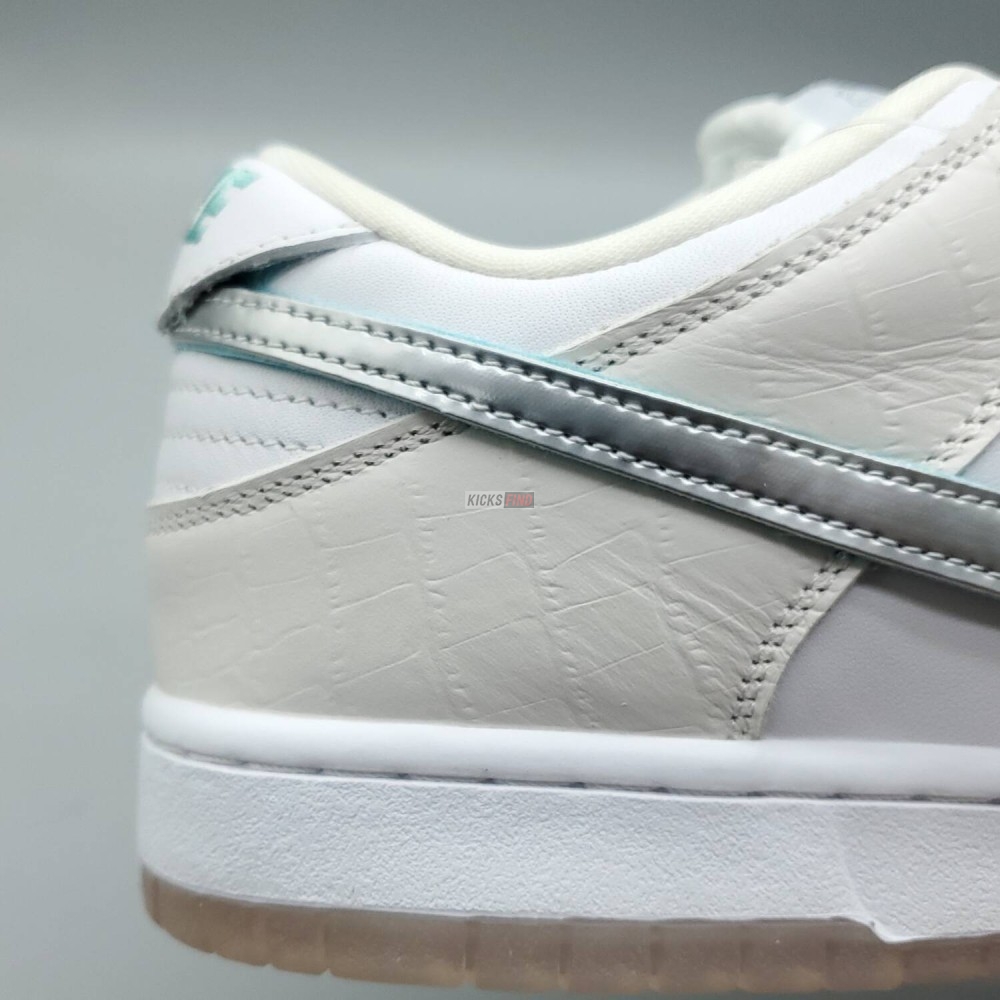 Diamond Supply Co. x Dunk Low Pro SB 