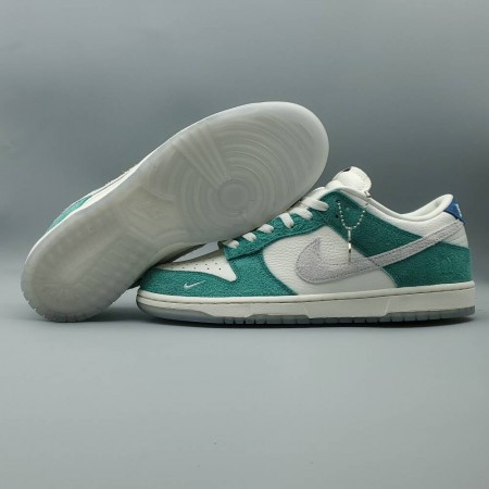 Kasina x Dunk Low 'Road Sign'