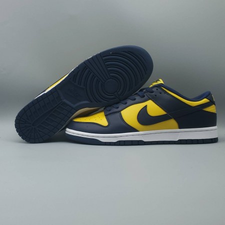 Dunk Low 'Michigan' 2021