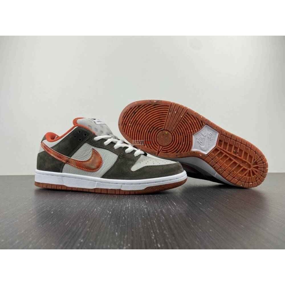 Crushed D.C. x Dunk Low SB