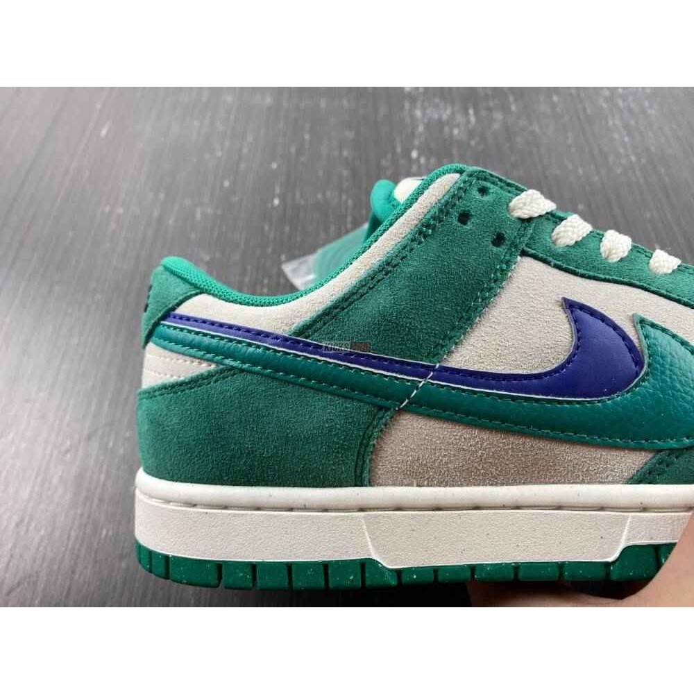 Wmns Dunk Low SE 