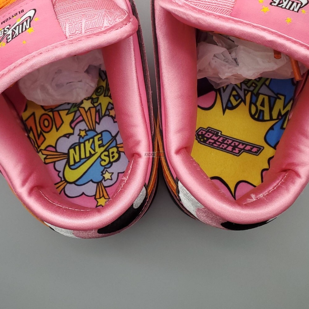 The Powerpuff Girls x Dunk Low Pro SB QS 