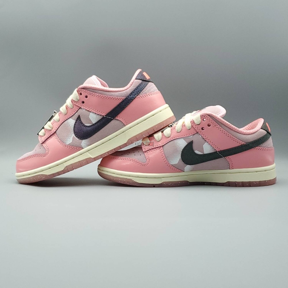 Wmns Dunk Low LX 