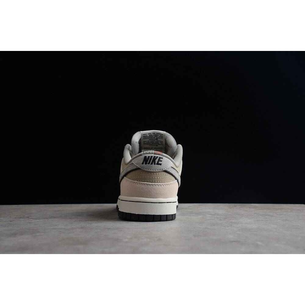 Otomo Katsuhiro x Nike SB Dunk Low 