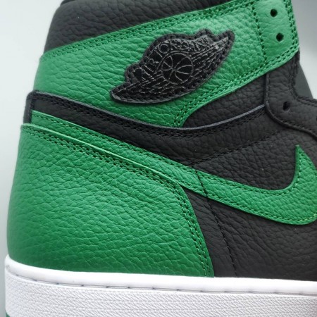 Air Jordan 1 Retro High OG 'Pine Green 2.0'