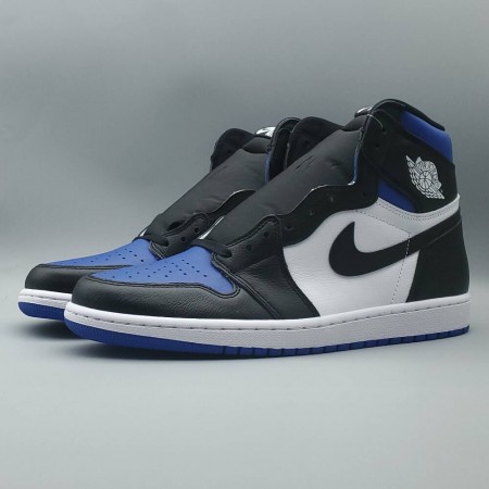 Air Jordan 1 Retro High OG 'Royal Toe'