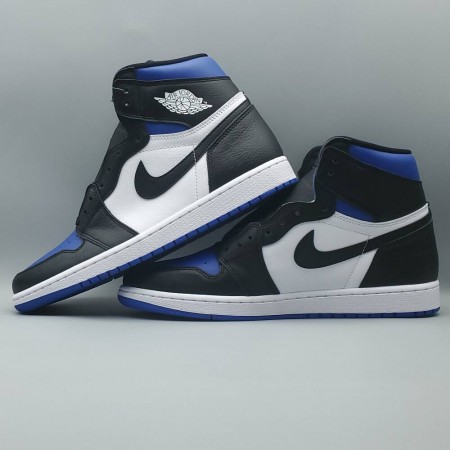 Air Jordan 1 Retro High OG 'Royal Toe'