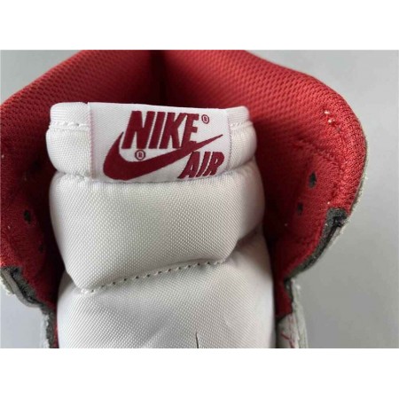 Air Jordan 1 Retro High OG 'Metallic Red'