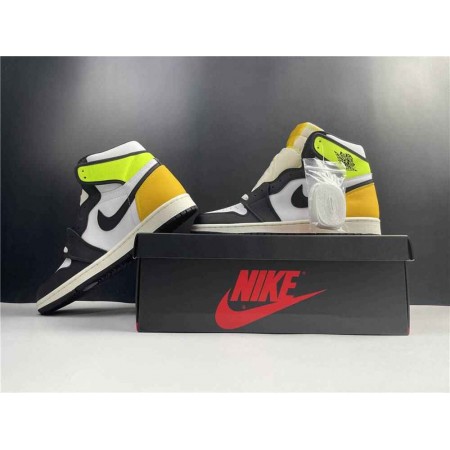 Air Jordan 1 Retro High OG 'Volt Gold'