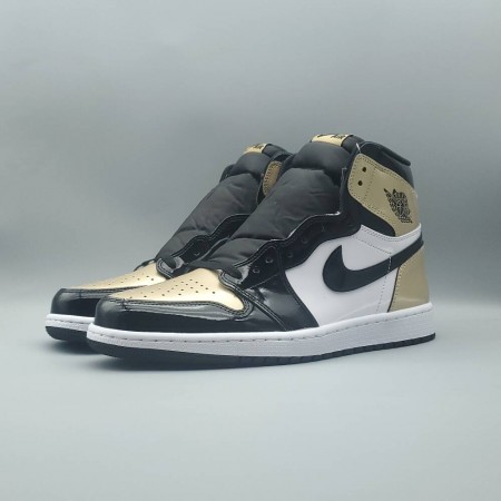 Air Jordan 1 Retro High OG NRG 'Gold Toe'