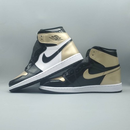 Air Jordan 1 Retro High OG NRG 'Gold Toe'