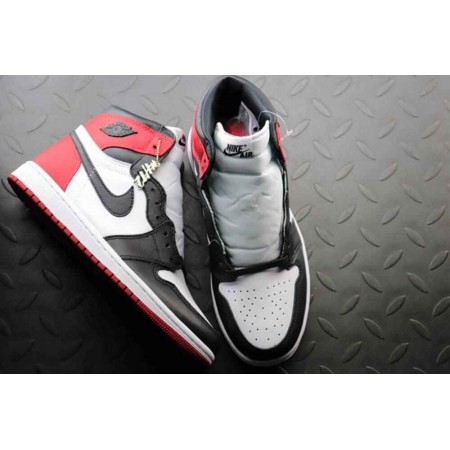 Wmns Air Jordan 1 Retro High 'Satin Black Toe'