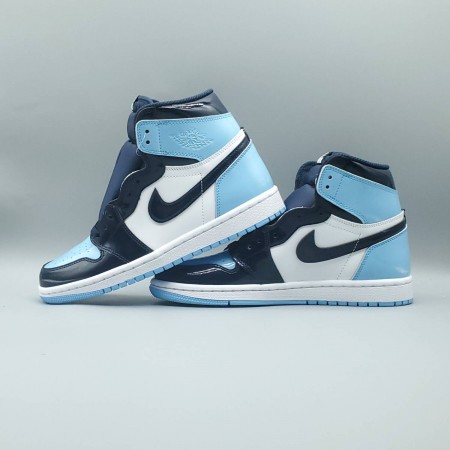 Wmns Air Jordan 1 Retro High OG 'Blue Chill'