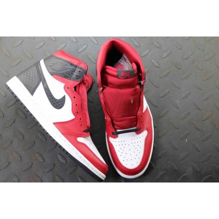 Wmns Air Jordan 1 Retro High OG 'Satin Red'