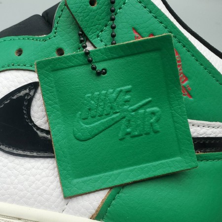 Wmns Air Jordan 1 Retro High OG 'Lucky Green'