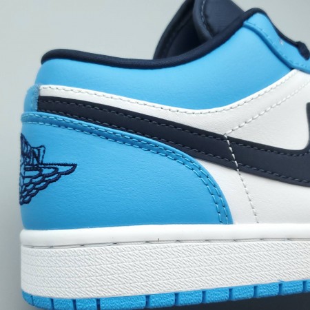 Air Jordan 1 Low 'UNC'