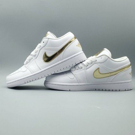 Wmns Air Jordan 1 Retro Low 'White Metallic Gold'