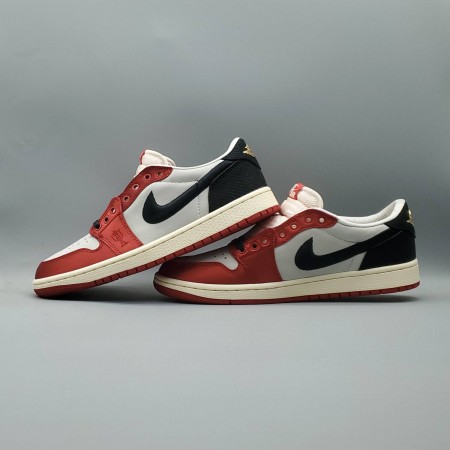 Trophy Room x Air Jordan 1 Retro Low OG SP 'Rookie Card - Away'