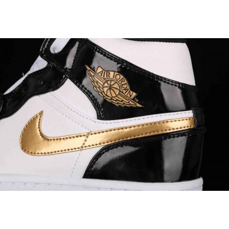 Air Jordan 1 Mid Patent 'Black Gold'