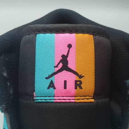 Air Jordan 1 Mid SE 'South Beach'