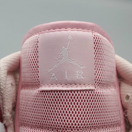 Wmns Air Jordan 1 Mid 'Digital Pink'