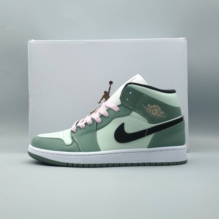 Wmns Air Jordan 1 Mid SE 'Dutch Green'