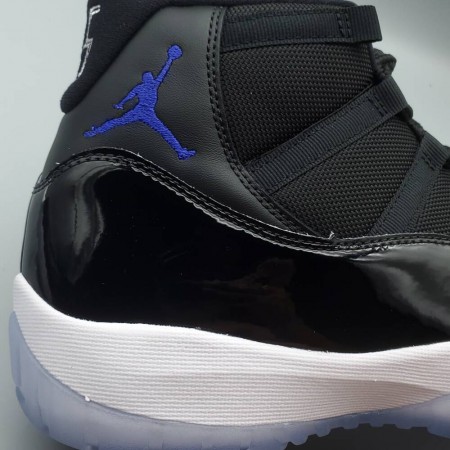 Air Jordan 11 Retro 'Space Jam' 2016