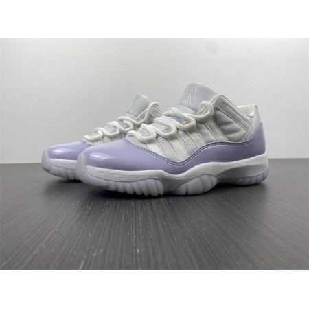 Wmns Air Jordan 11 Retro Low 'Pure Violet'