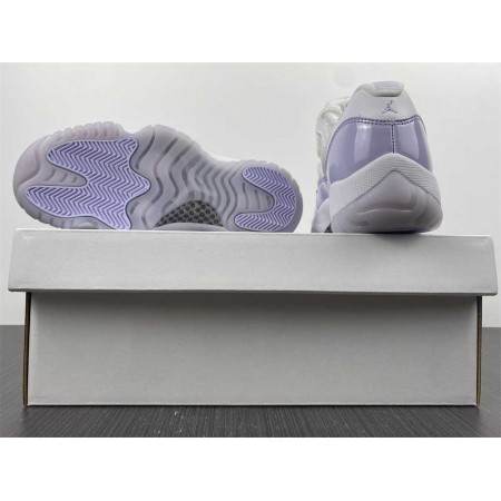 Wmns Air Jordan 11 Retro Low 'Pure Violet'