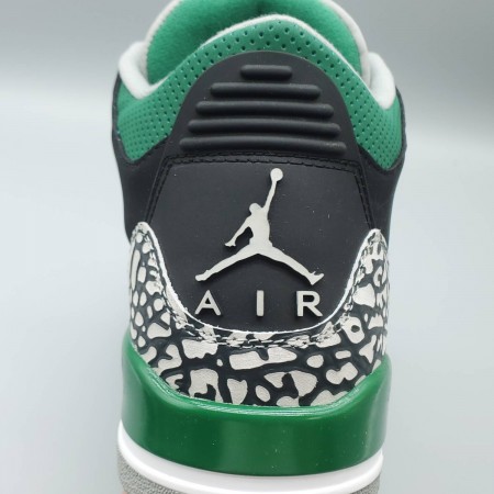 Air Jordan 3 Retro 'Pine Green'