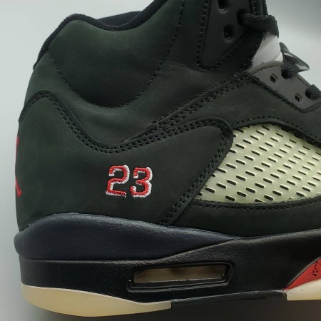 Wmns Air Jordan 5 GORE-TEX 'Off-Noir'