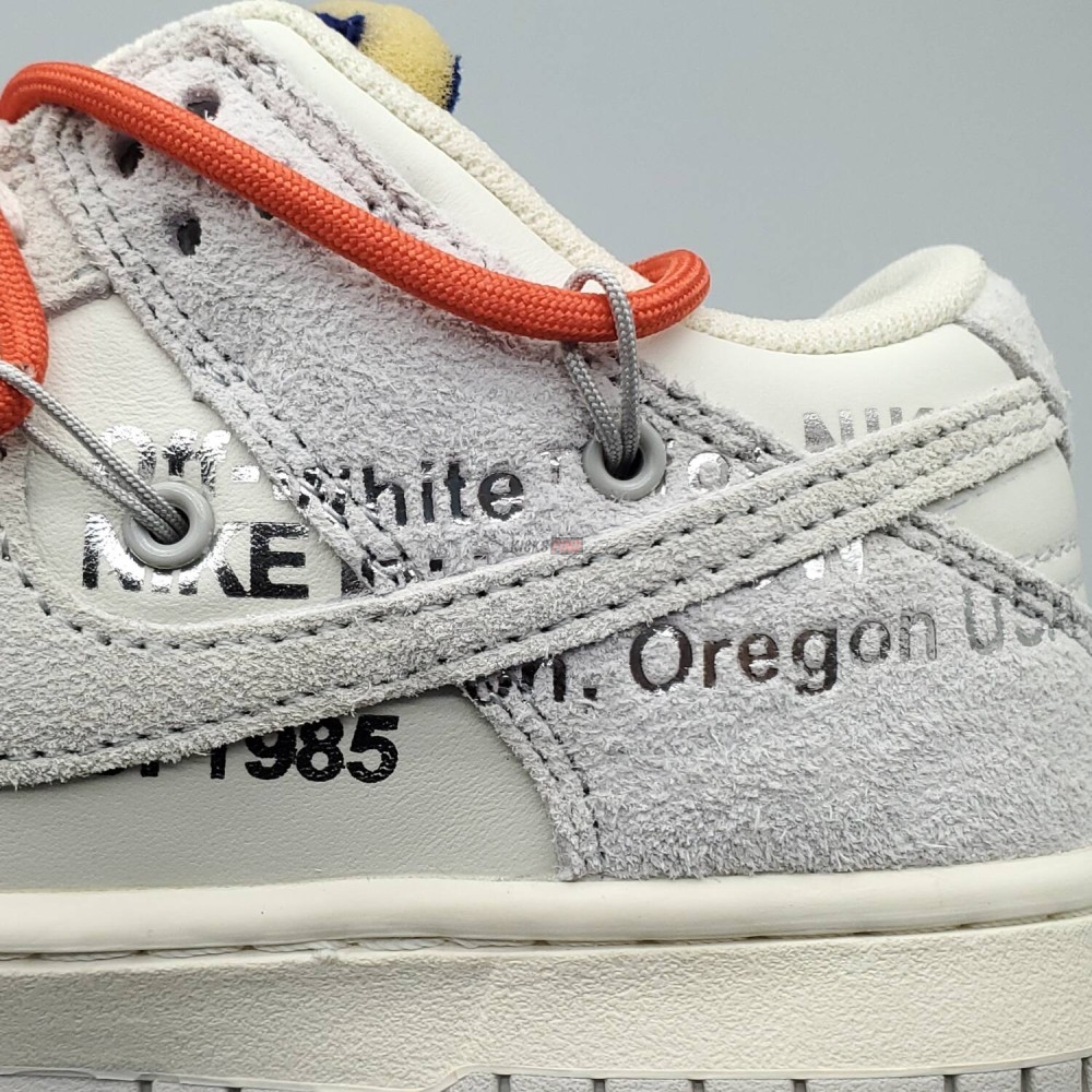 Off-White x Dunk Low 