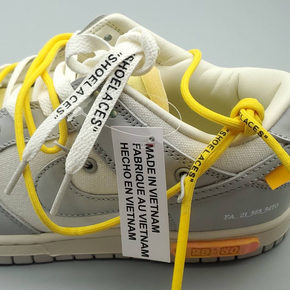 Off-White x Dunk Low 