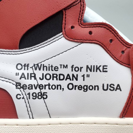 Off-White x Air Jordan 1 Retro High OG 'Chicago'