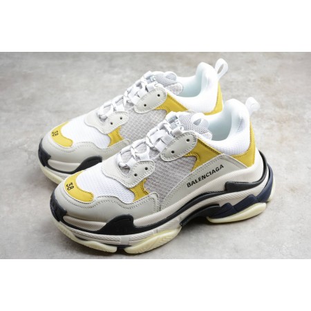 Balenciag* Triple S Sneaker 'Dover Street Market Exclusive'