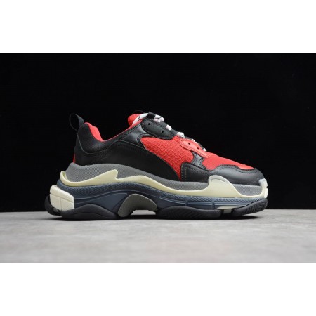 Balenciag* Triple S Sneaker 'Bred'