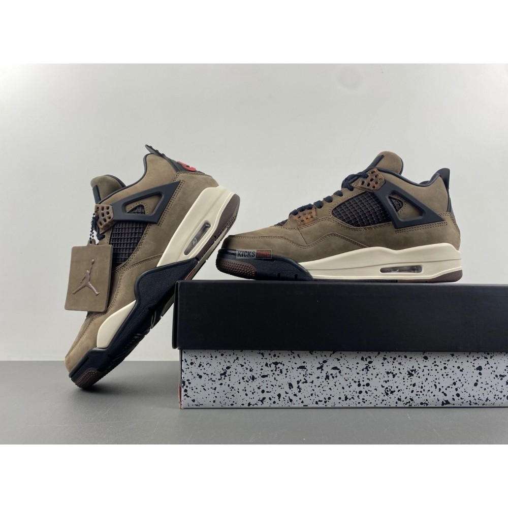 Travis Scott x Air Jordan 4 Retro 