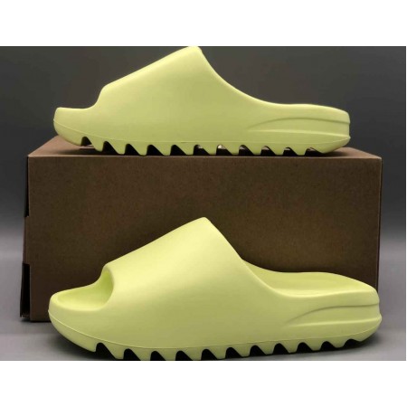 Yeezy Slide 'Glow Green'