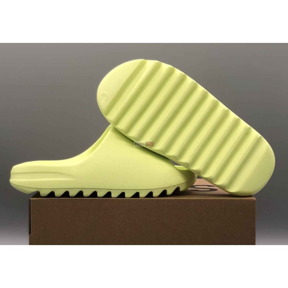 Yeezy Slide 