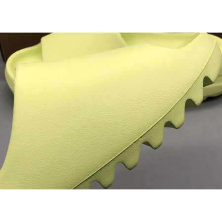 Yeezy Slide 'Glow Green' 2022