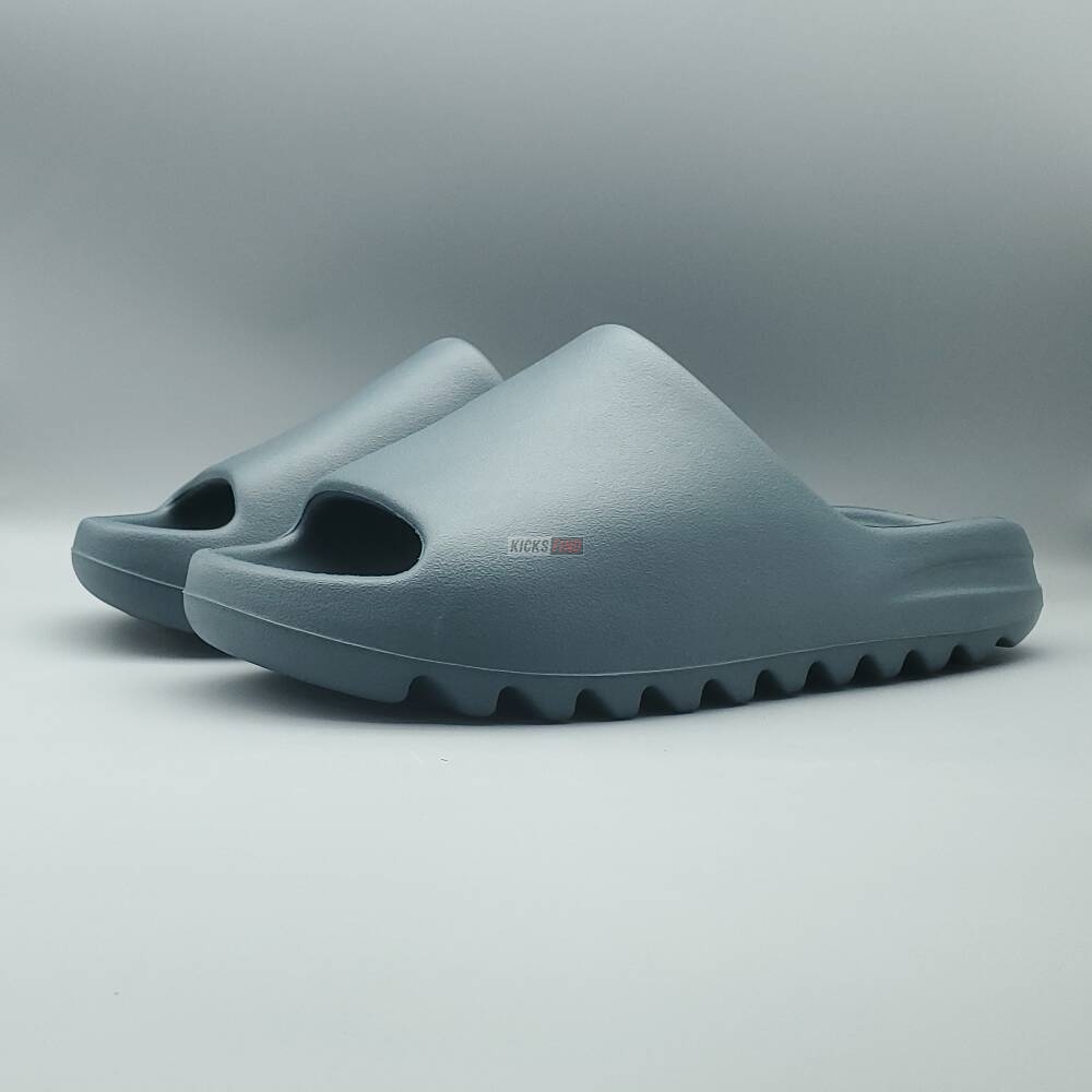 Yeezy Slides 