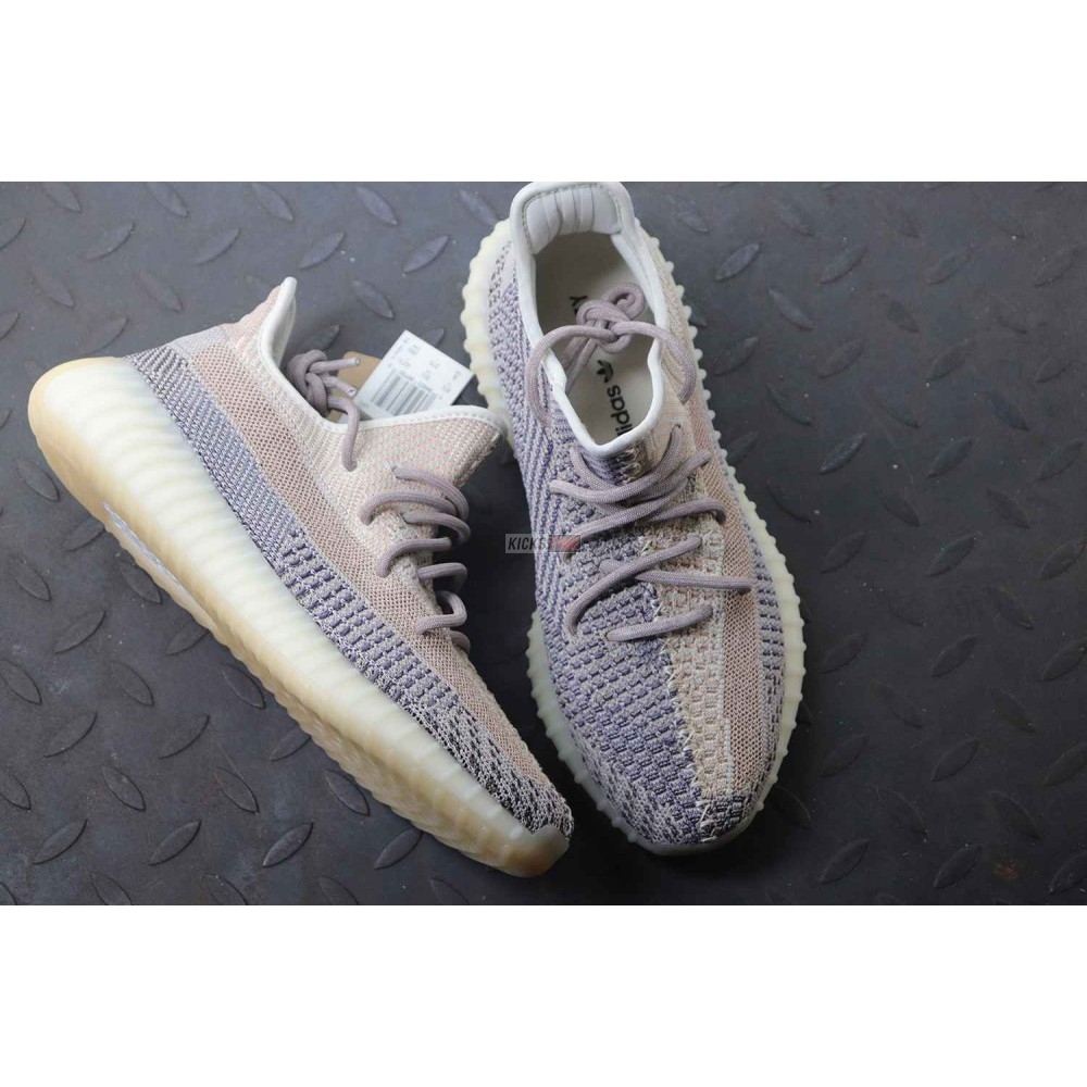 Yeezy Boost 350 V2 