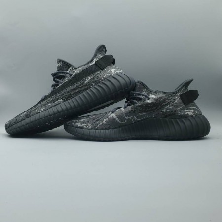 Yeezy Boost 350 V2 'Dark Salt'