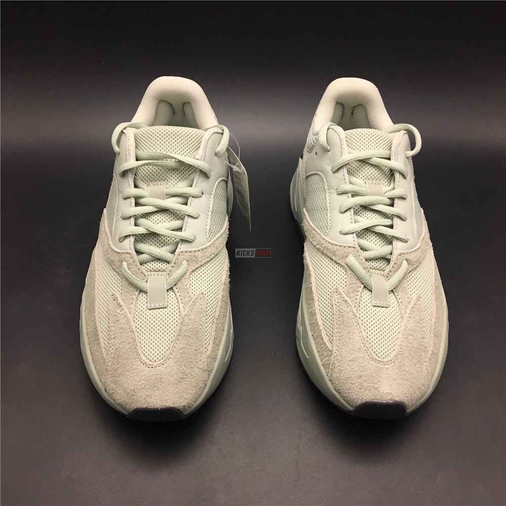 Yeezy Boost 700 