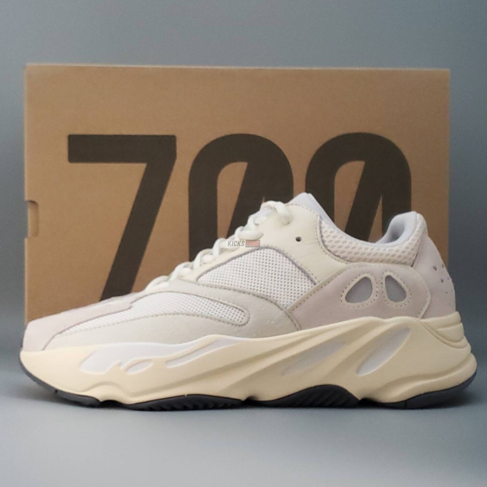 Yeezy Boost 700 