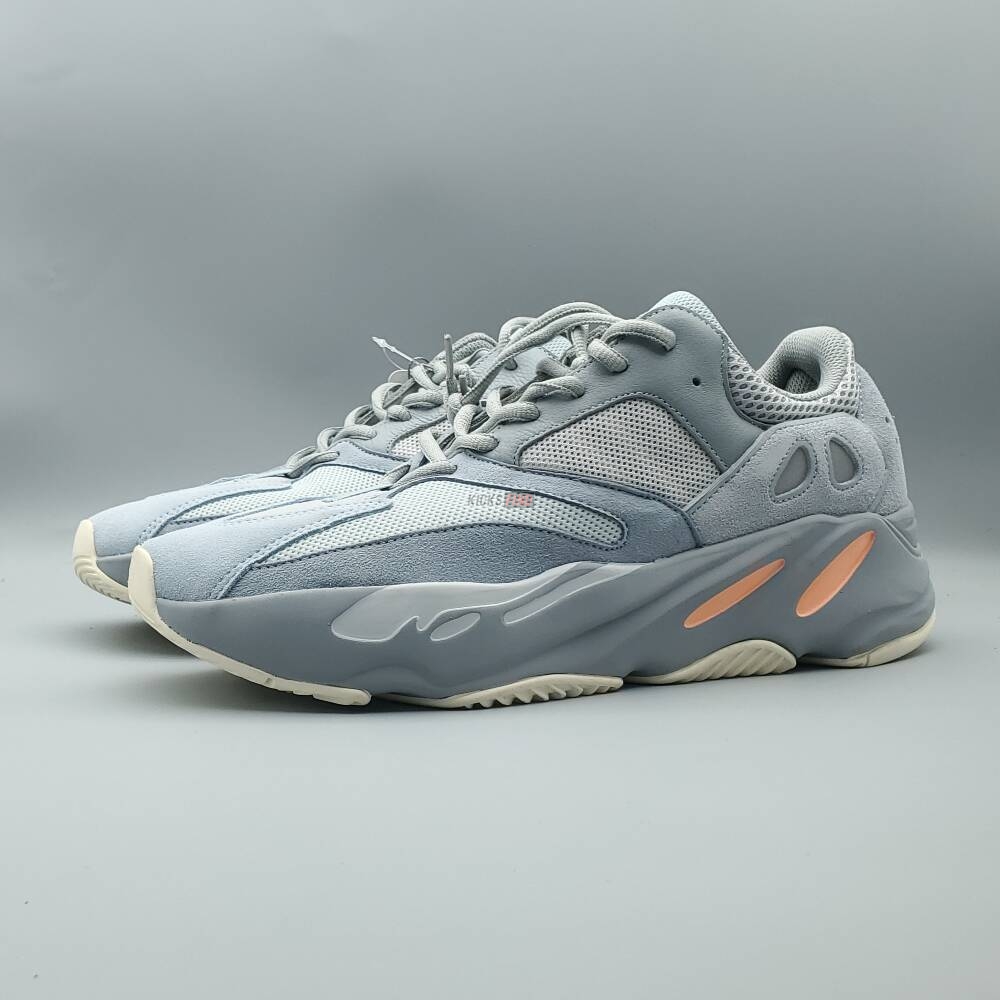 Yeezy Boost 700 