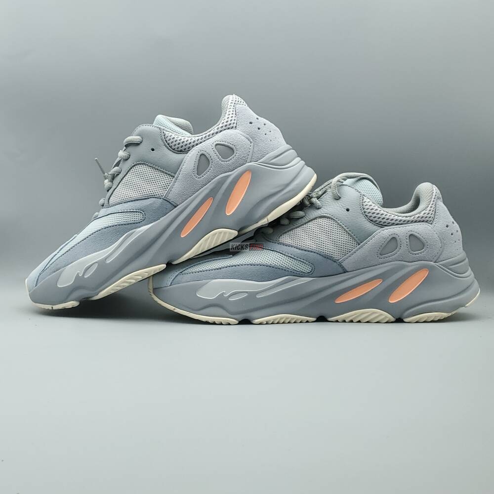 Yeezy Boost 700 